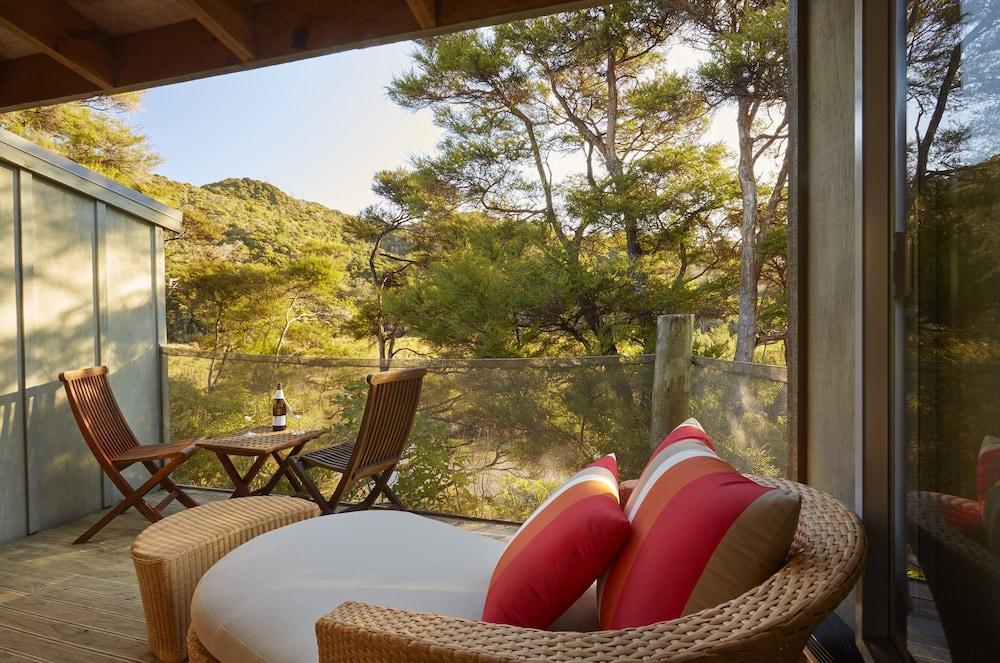 Awaroa Lodge Екстериор снимка