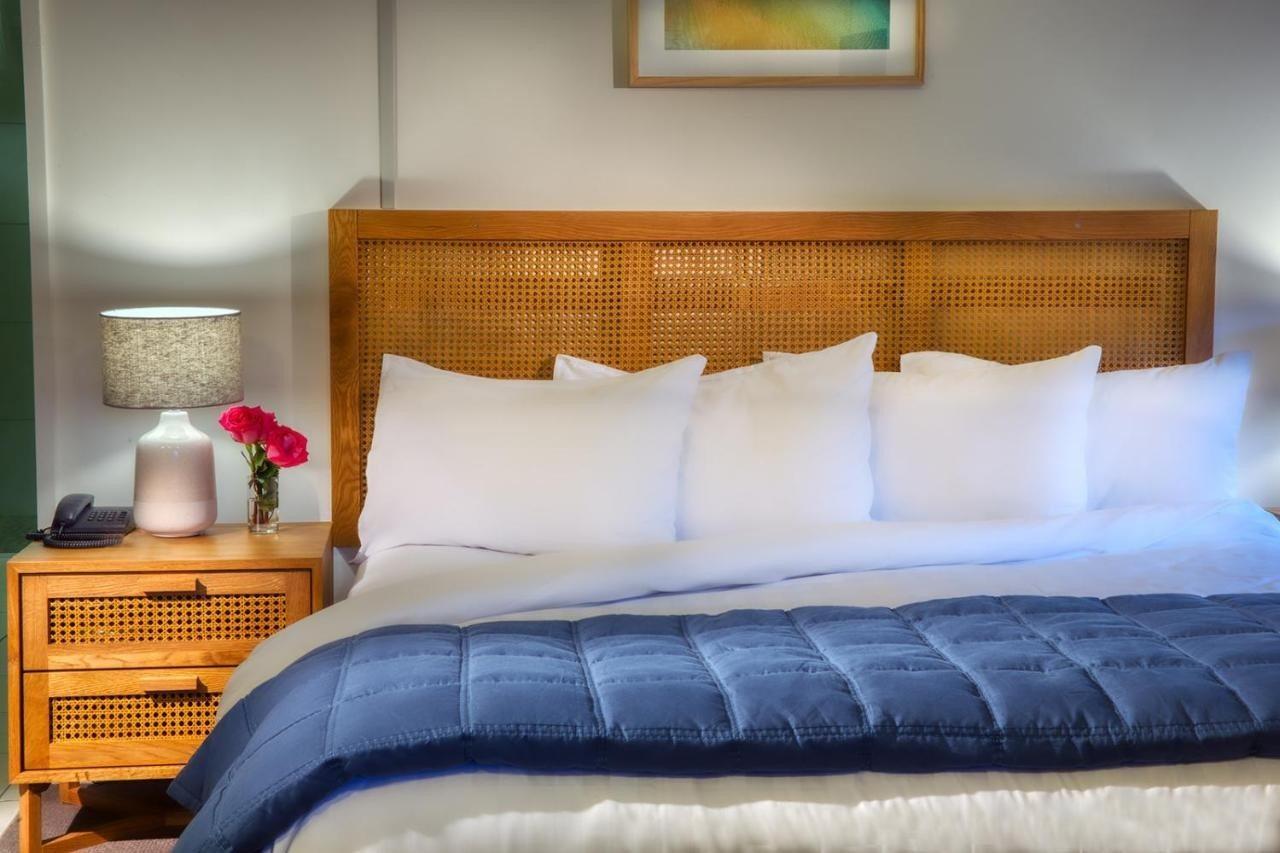 Awaroa Lodge Екстериор снимка