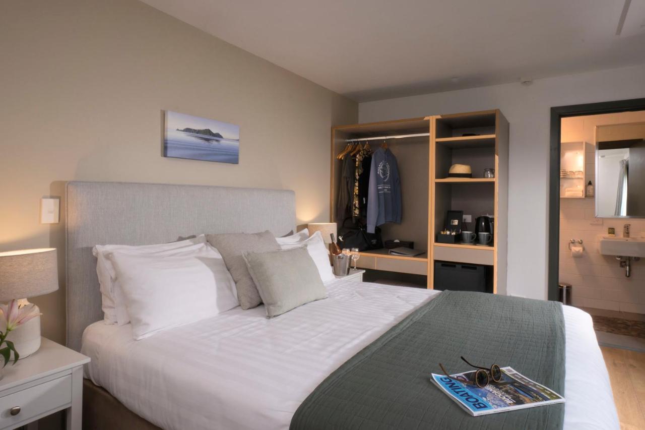 Awaroa Lodge Екстериор снимка
