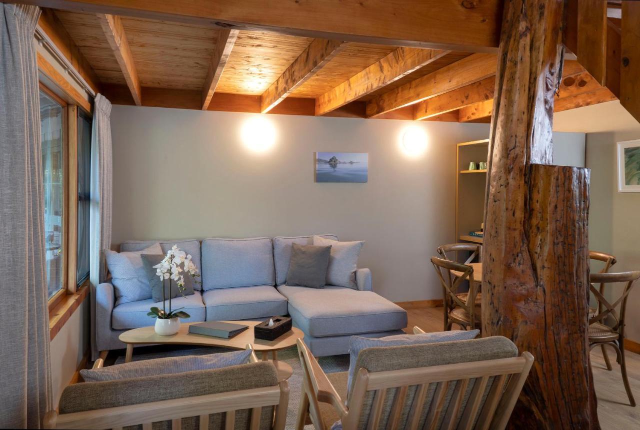 Awaroa Lodge Екстериор снимка