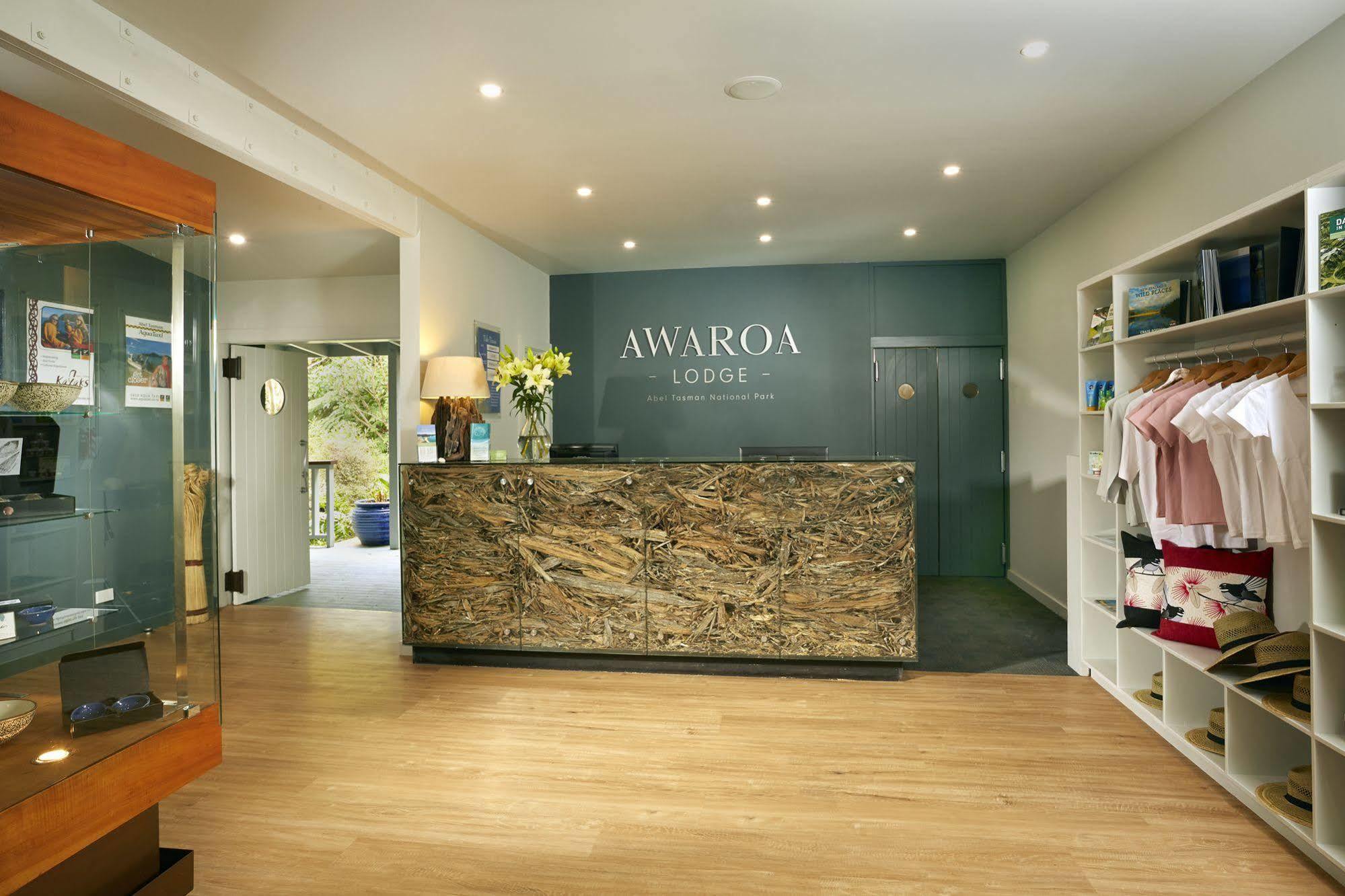 Awaroa Lodge Екстериор снимка