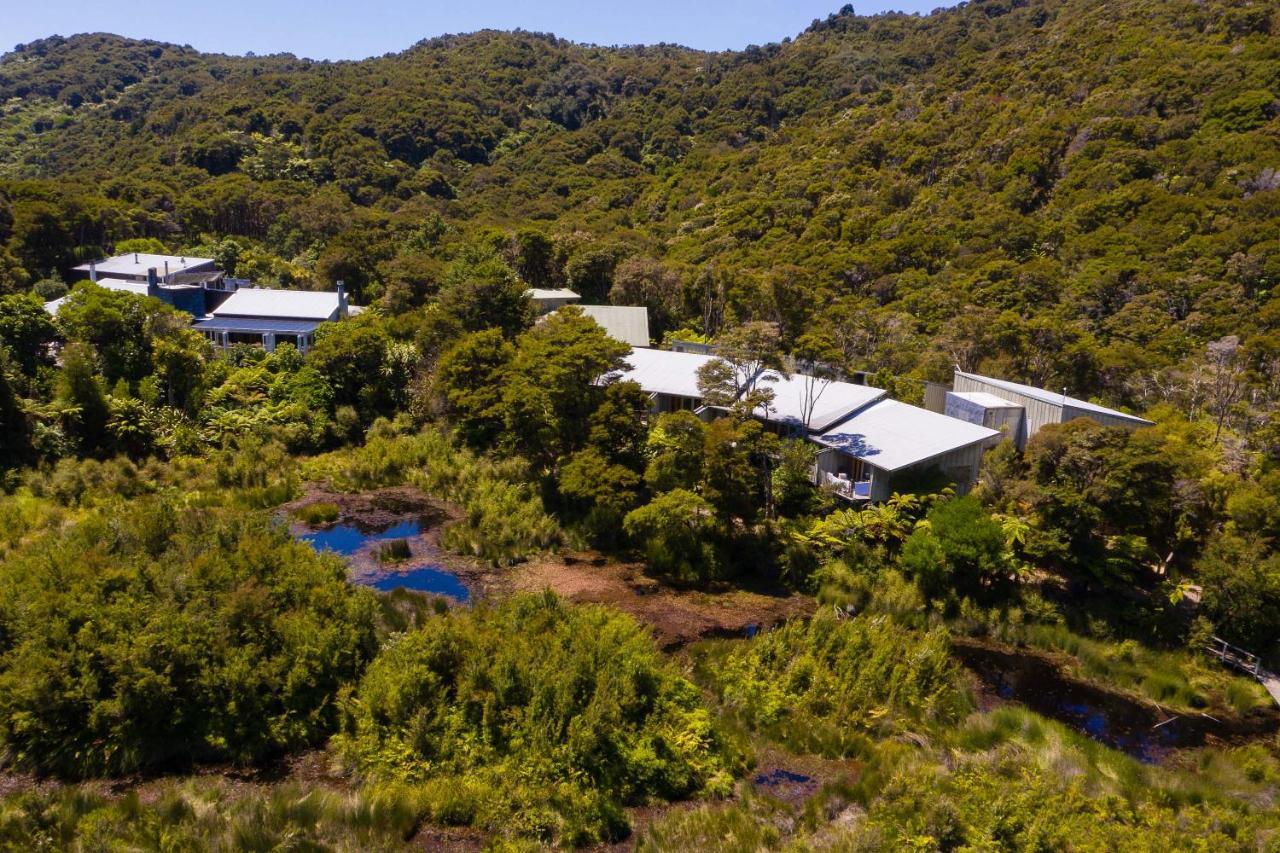 Awaroa Lodge Екстериор снимка