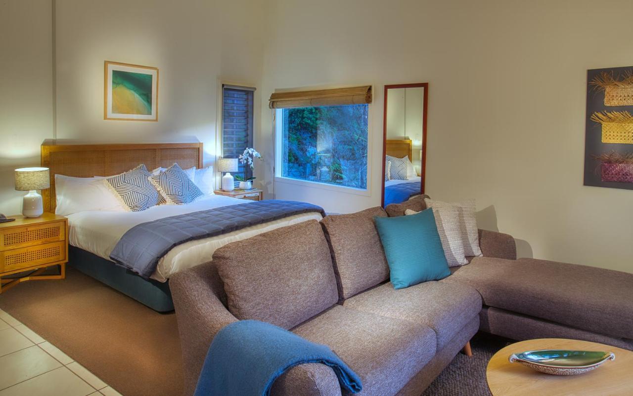 Awaroa Lodge Екстериор снимка